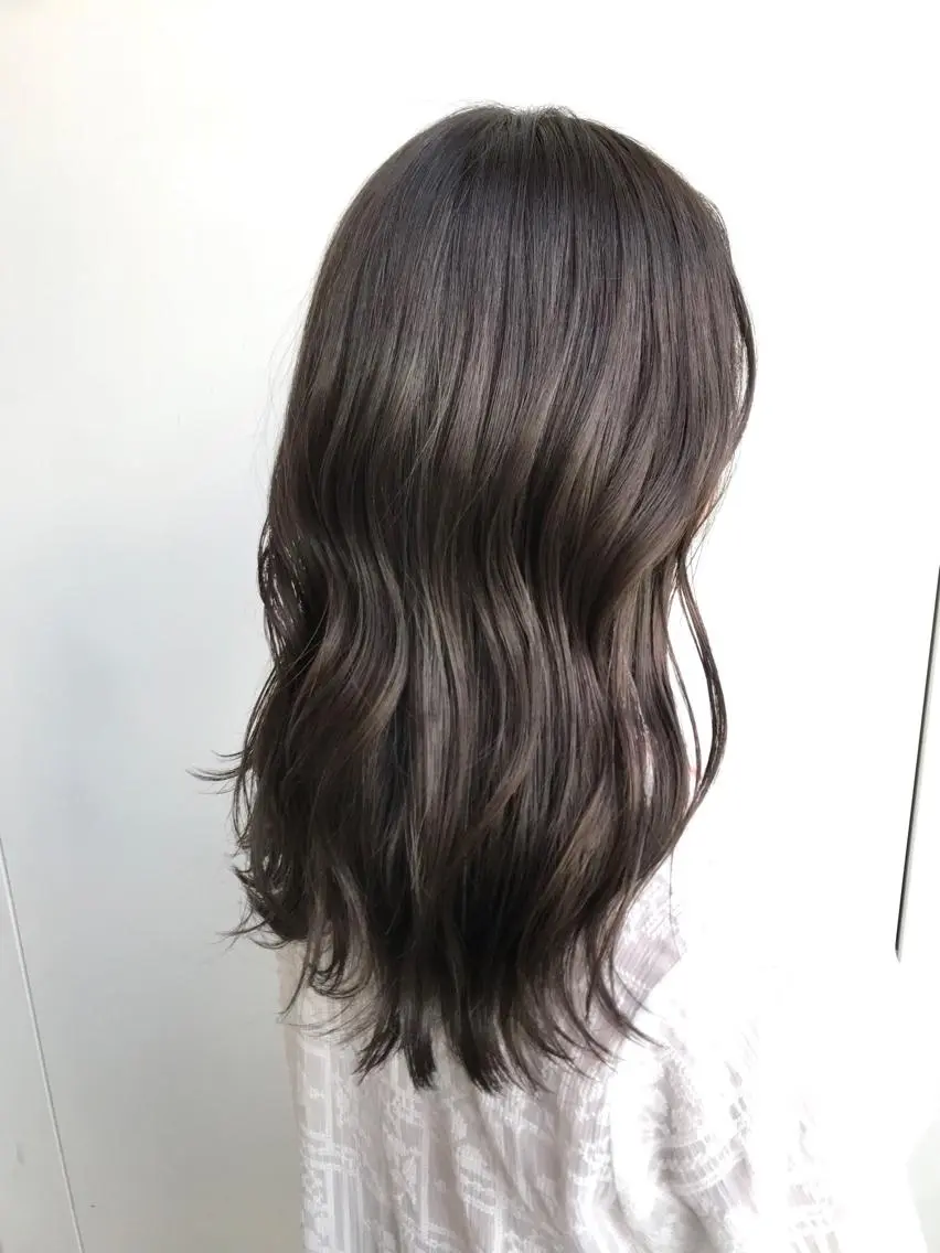 セミロング カラー 中塚 義人のヘアスタイル