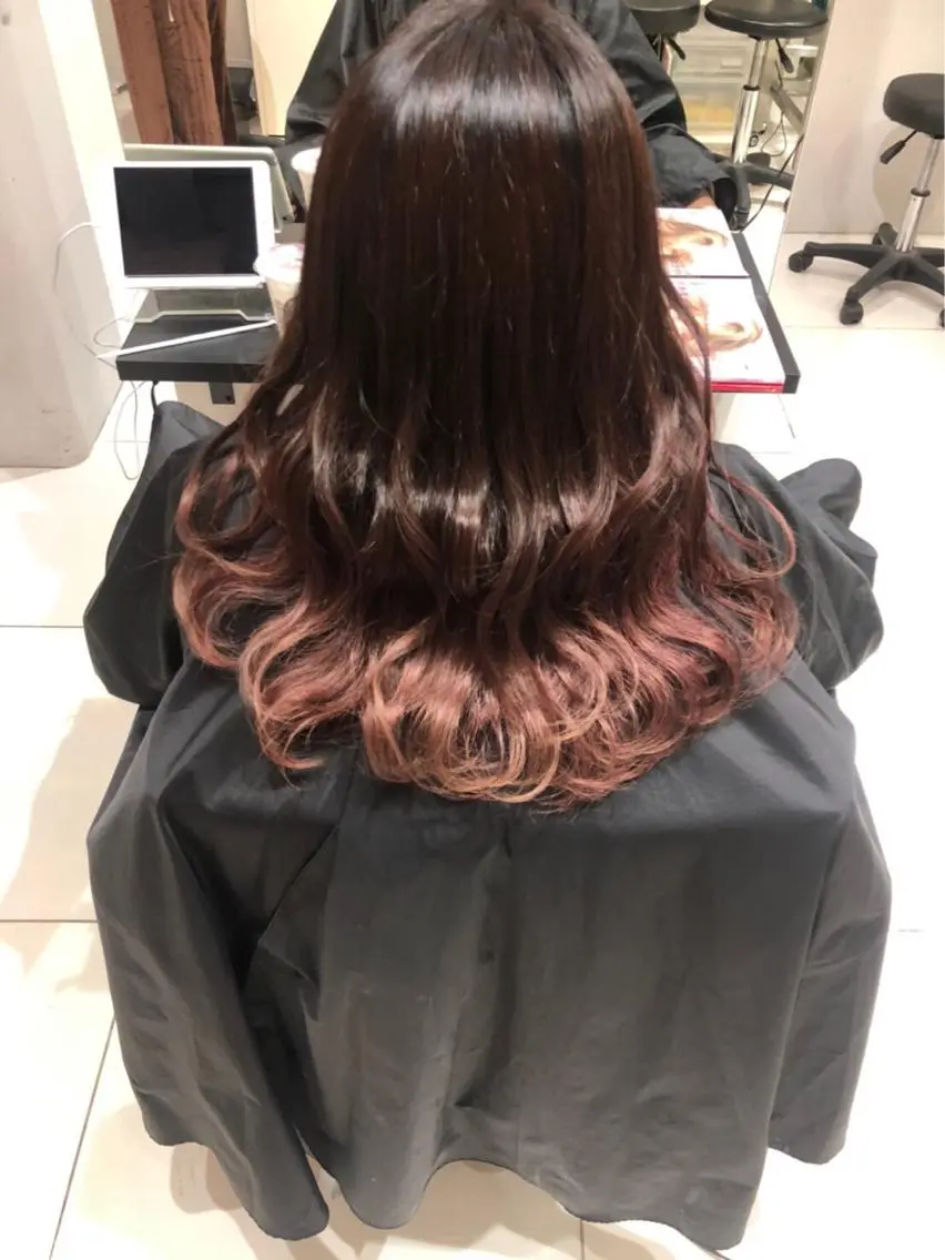 ロング カラー クリスマス Unami MIHA☘️*゜のヘアスタイル