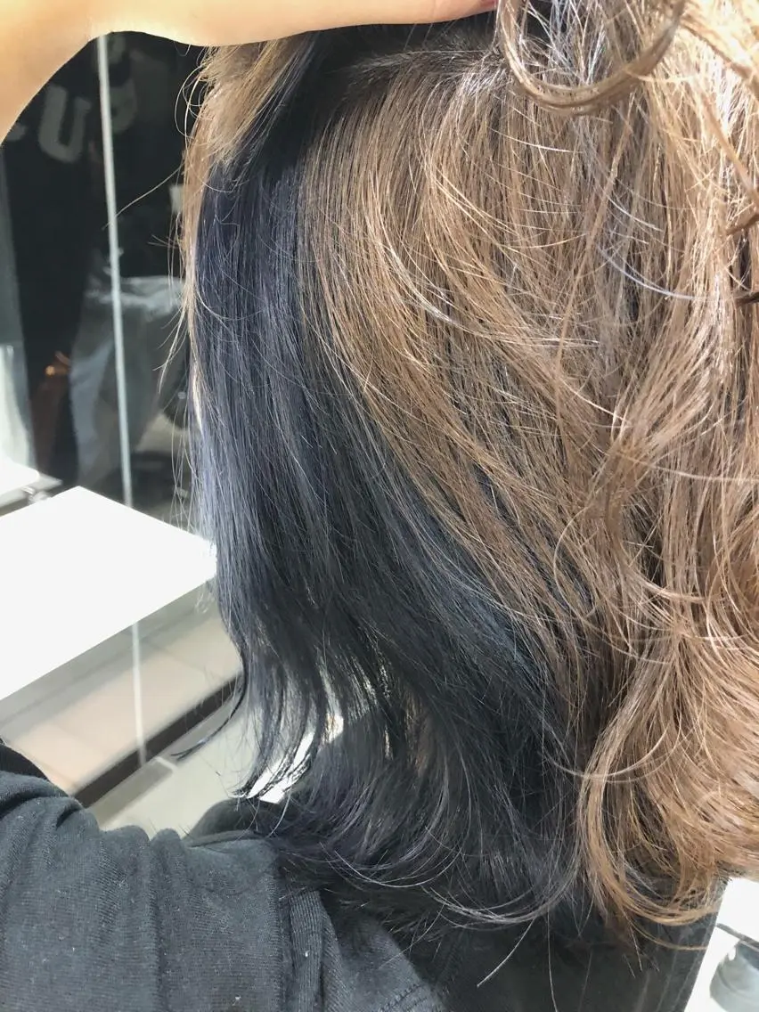 ミディアム カラー ベージュカラー ブルーカラー ミルクティーベージュ 女性リピ90%🍨 🩷佐藤みずきのヘアスタイル
