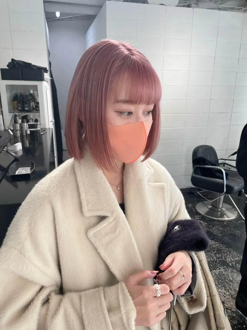ショート カラー ヘアアレンジ ブリーチ ピンクカラー シアーピンク カット ヘアカラー トリートメント 艶ハイトーン/ヘア アレンジAYAKAのヘアスタイル