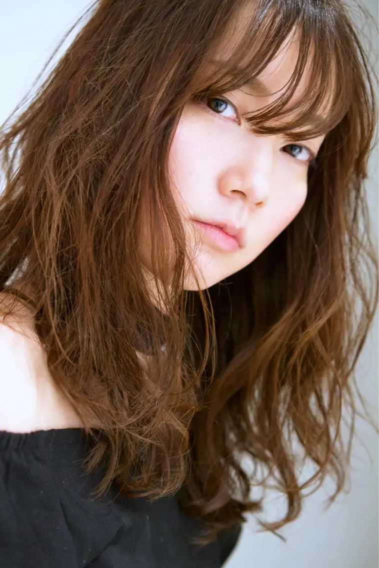 ミディアム カラー パーマ ミディアムパーマ ニュアンスパーマ 当日予約🆗✂︎ ウエモト タクのヘアスタイル