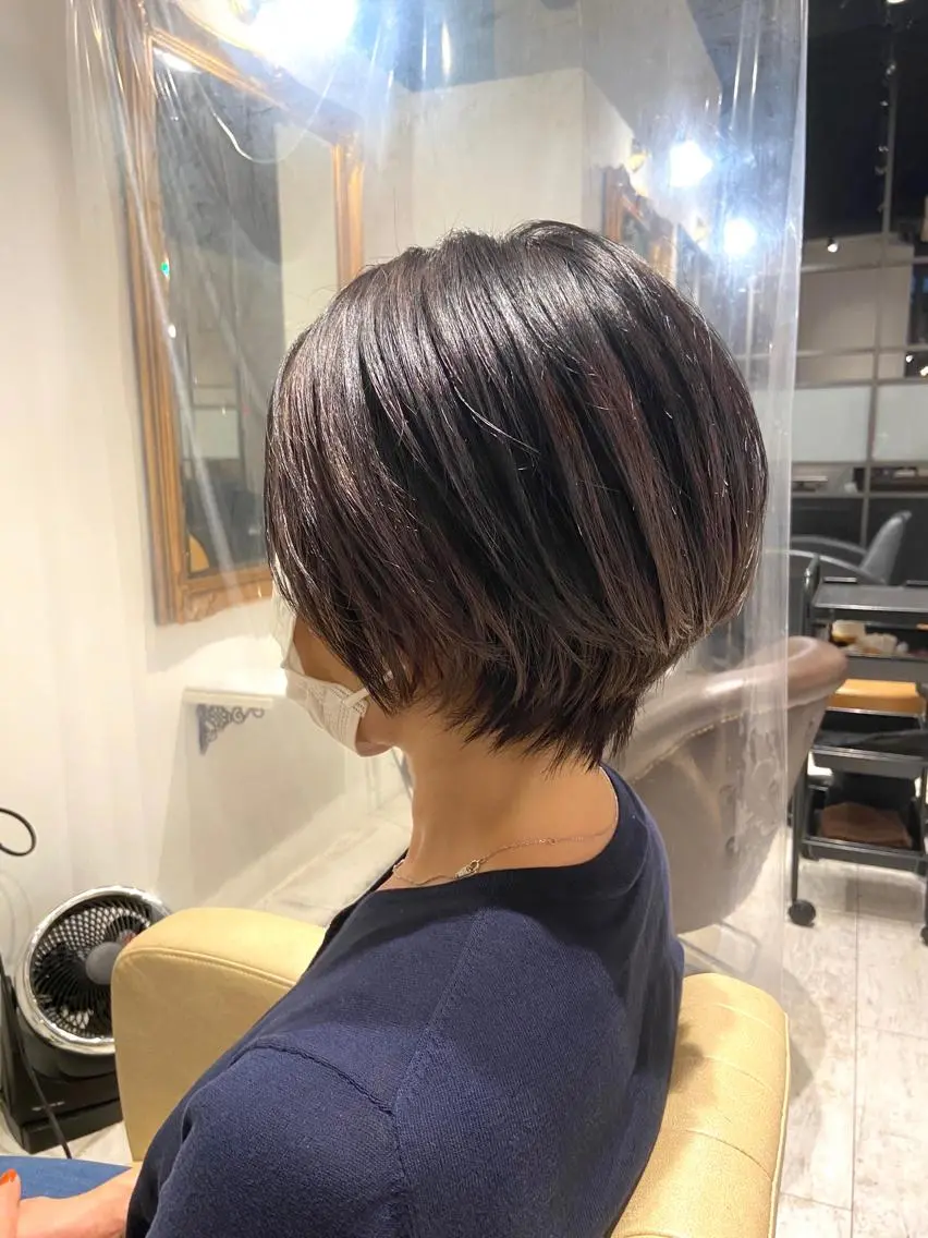 ショート カラー ブリーチ ハイライトカラー ブリーチなしカラー ハイライト ショートヘア 二児のパパで店長な 戸田健治のヘアスタイル