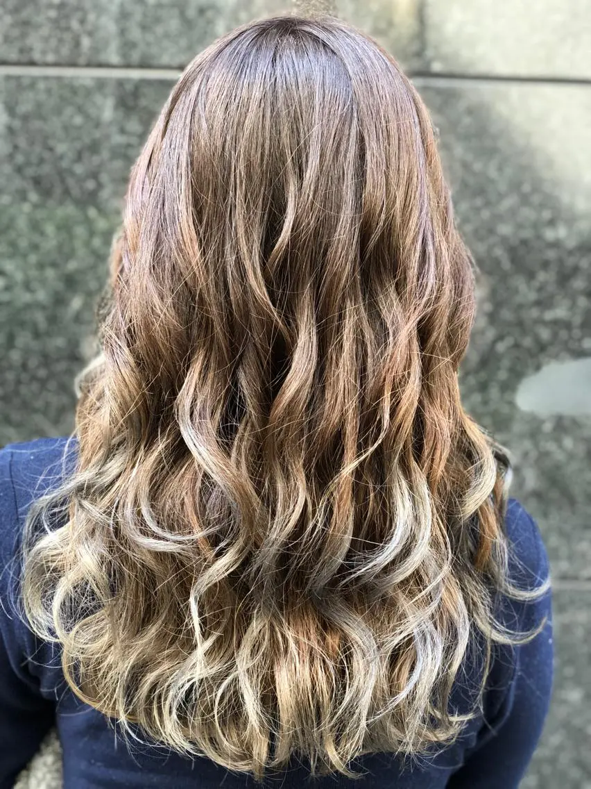 ロング カラー グラデーションカラー 外国人風カラー 海外レイヤー/ 梅田美容室のヘアスタイル