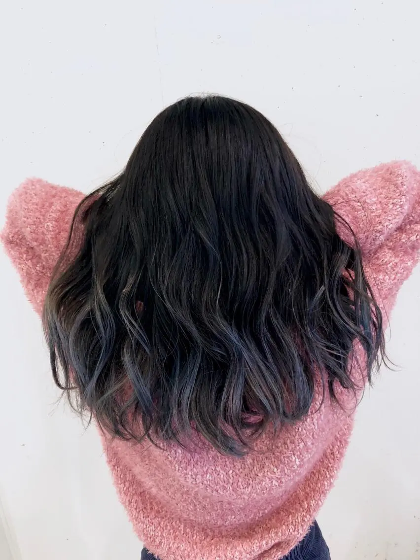 ミディアム カラー パーマ ヘアアレンジ ブリーチ グラデーションカラー ハイライトカラー インナーカラー ユニコーンカラー 【ツヤ髪美容師】 ツダケイスケのヘアスタイル