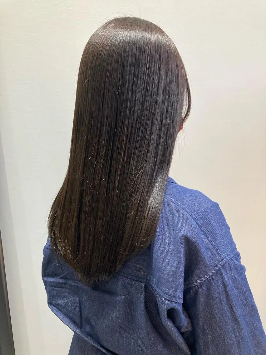 セミロング ヘアカラー トリートメント ✨色持ちの良い艶 カラー✨蟹江真世のヘアスタイル