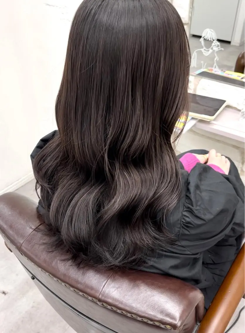 ロング カラー ブラウンカラー チョコレートブラウン 天王寺韓国ヘア 小山歓実のヘアスタイル