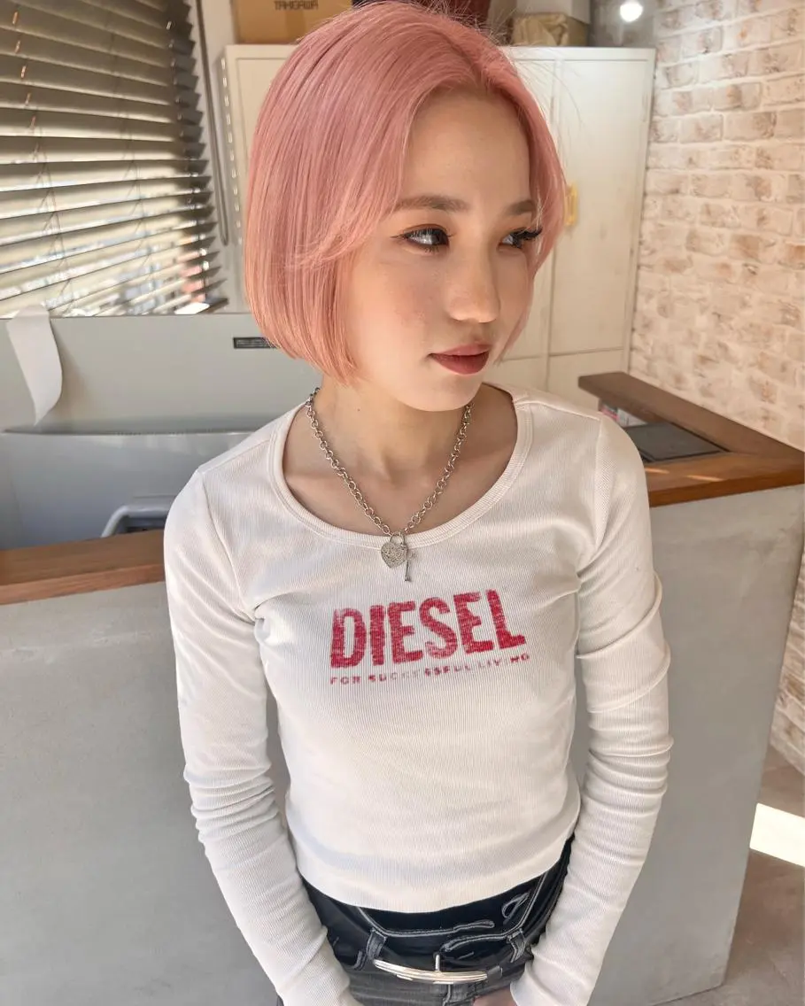 ショート カラー ブリーチ ピンクカラー ボブ ハイトーンカラー✨ 永井大貴のヘアスタイル