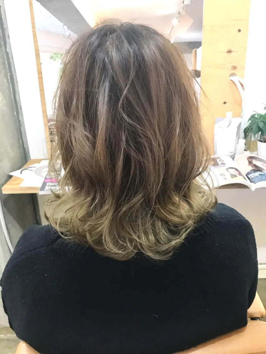 ミディアム カラー 外国人風カラー カット ヘアカラー トリートメント 💎髪質改善💎 デザイナーshinのヘアスタイル