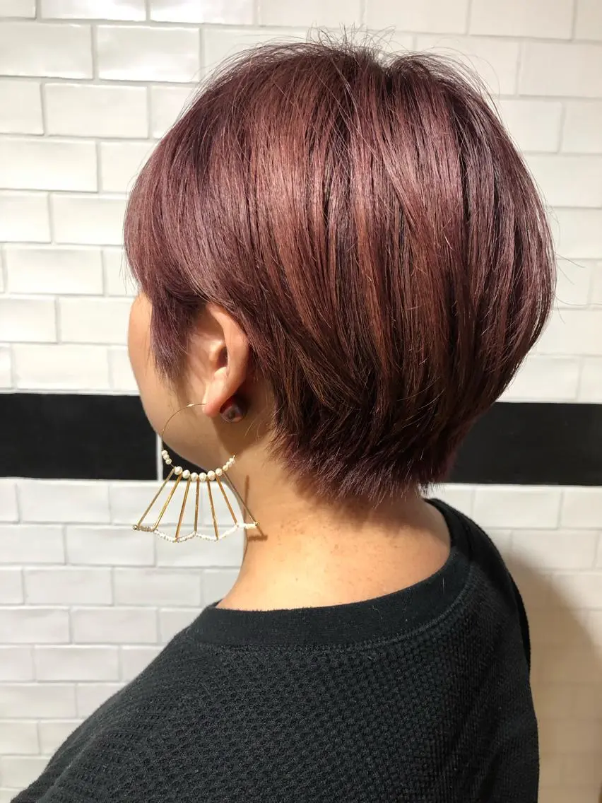 ショート カラー ブリーチ ピンクカラー バイオレットカラー ショートヘア レイヤー／髪質改善／ 銀座／CHIEのヘアスタイル