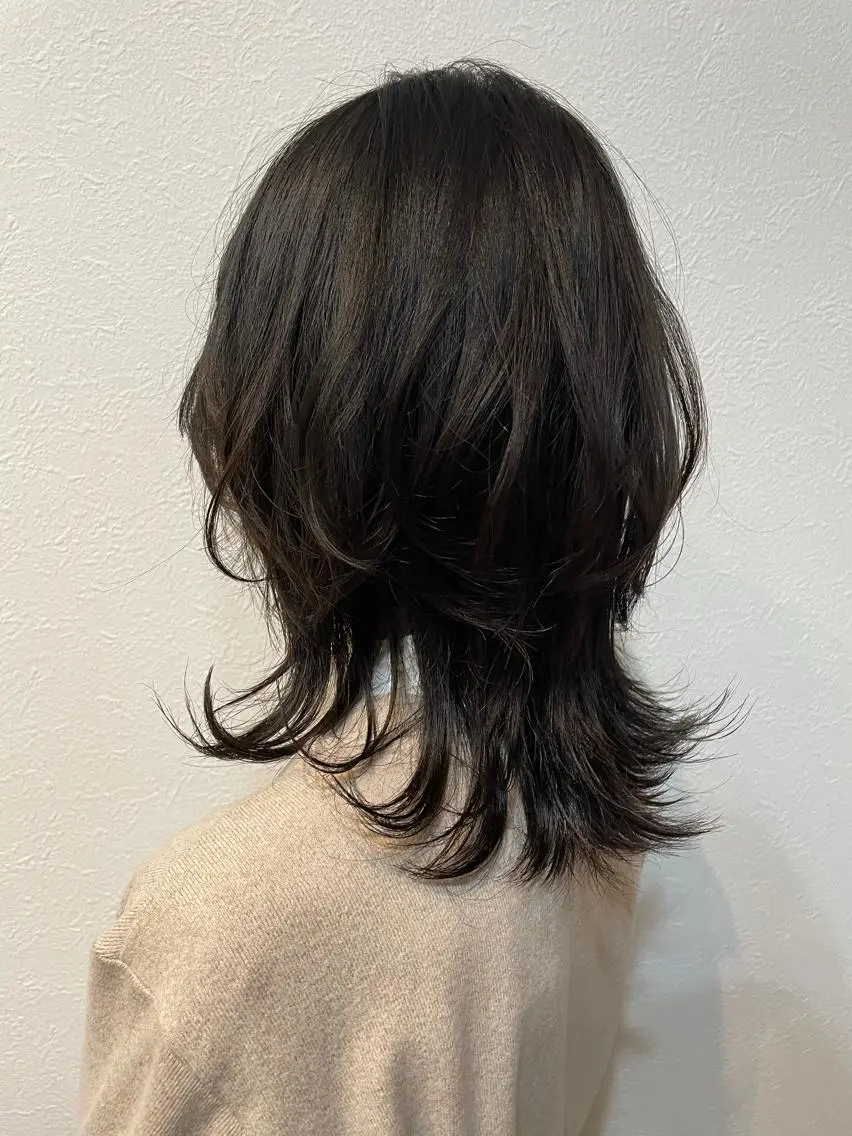 セミロング レイヤーカット ウルフカット ウルフレイヤー oceano🌎小林 穂乃花のヘアスタイル