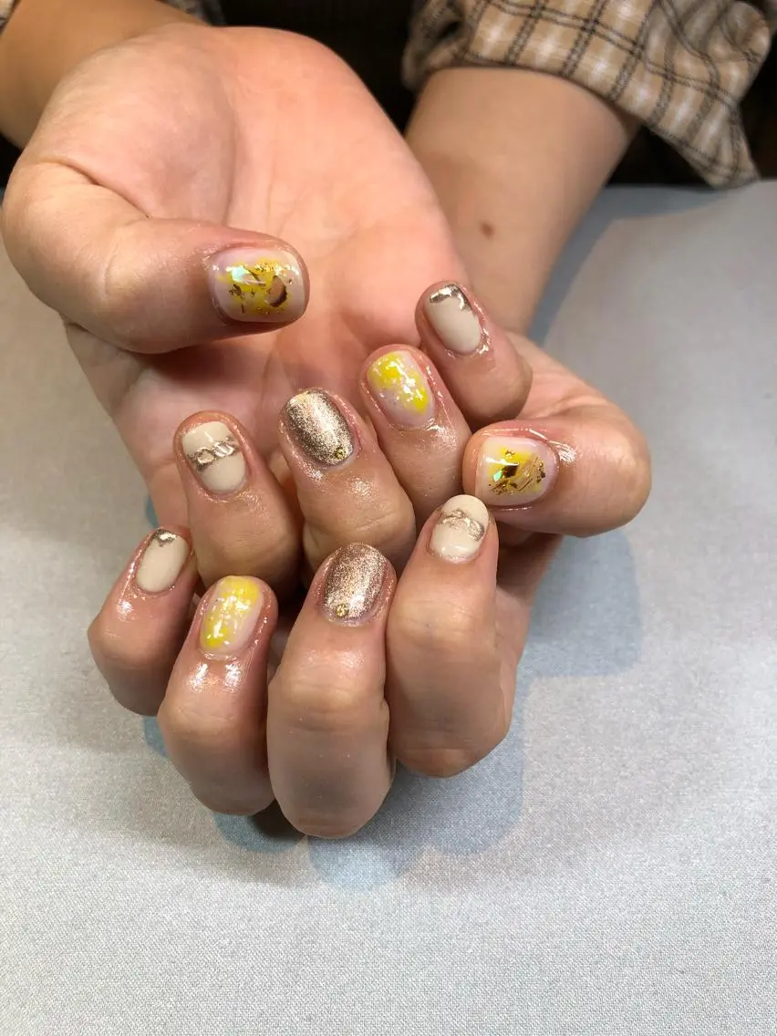 ネイル iiloo aromaworksのネイルデザイン