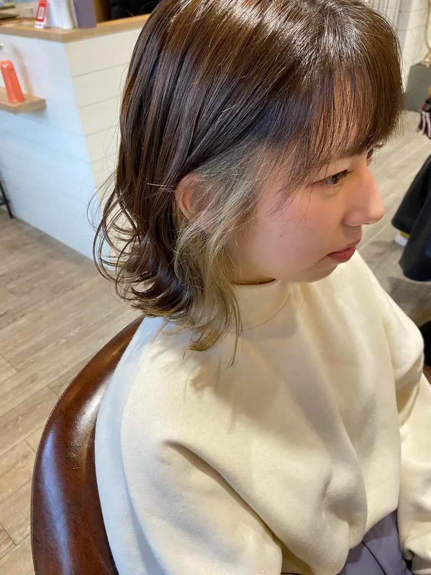 カラー ヘアカラー トリートメント ヘアセット 透明感ブリーチ ハイトーンウエダのヘアスタイル