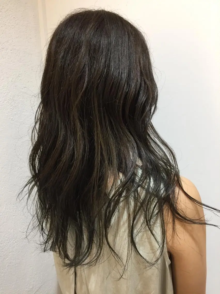 ロング カラー オリーブグレー 髪質改善/艶髪/大竹 穂香🦉のヘアスタイル