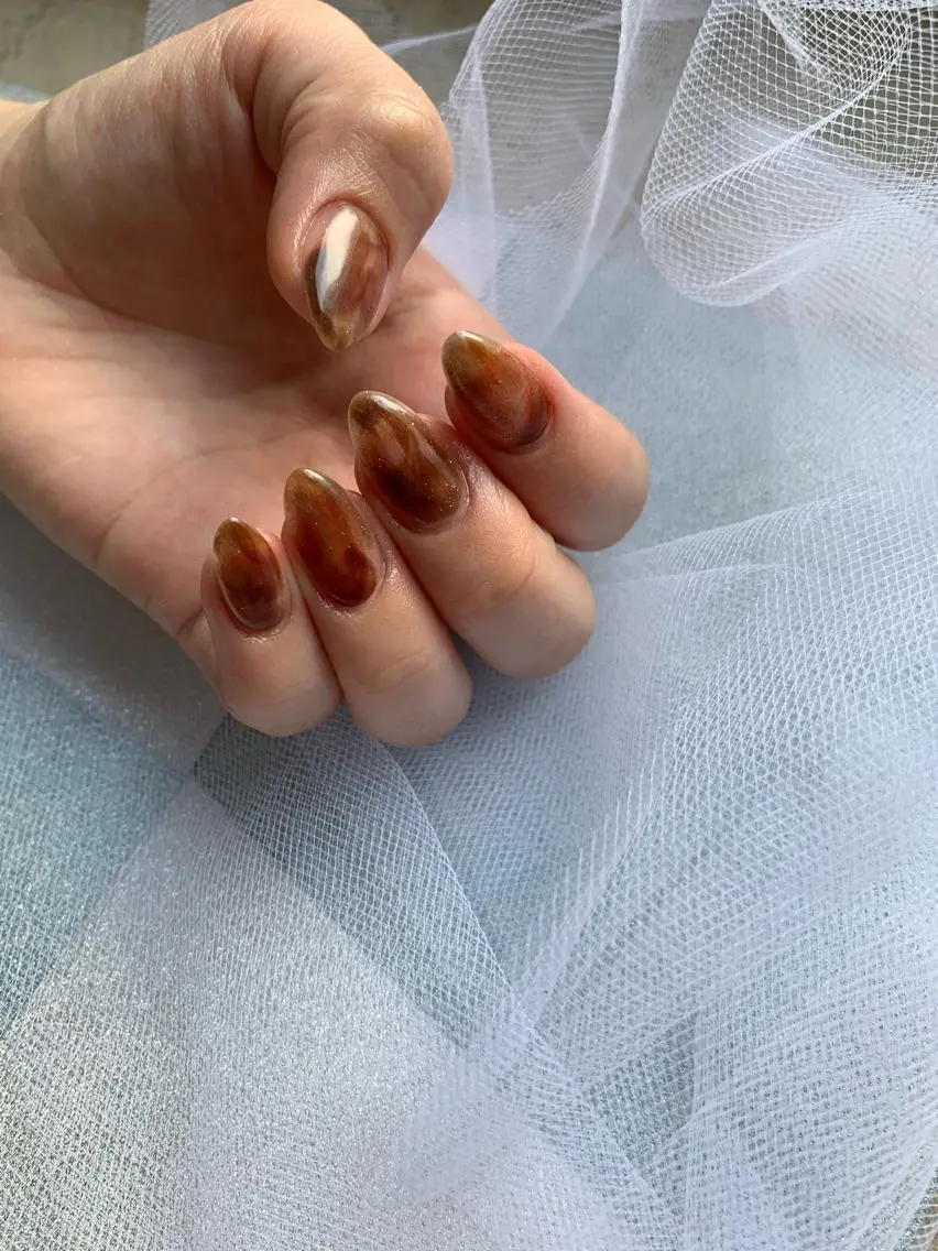 ネイル べっ甲ネイル マグネットネイル ニュアンスネイル ハンドネイル フットネイル nail salon mieux(ミュー)のマツエク・マツパデザイン