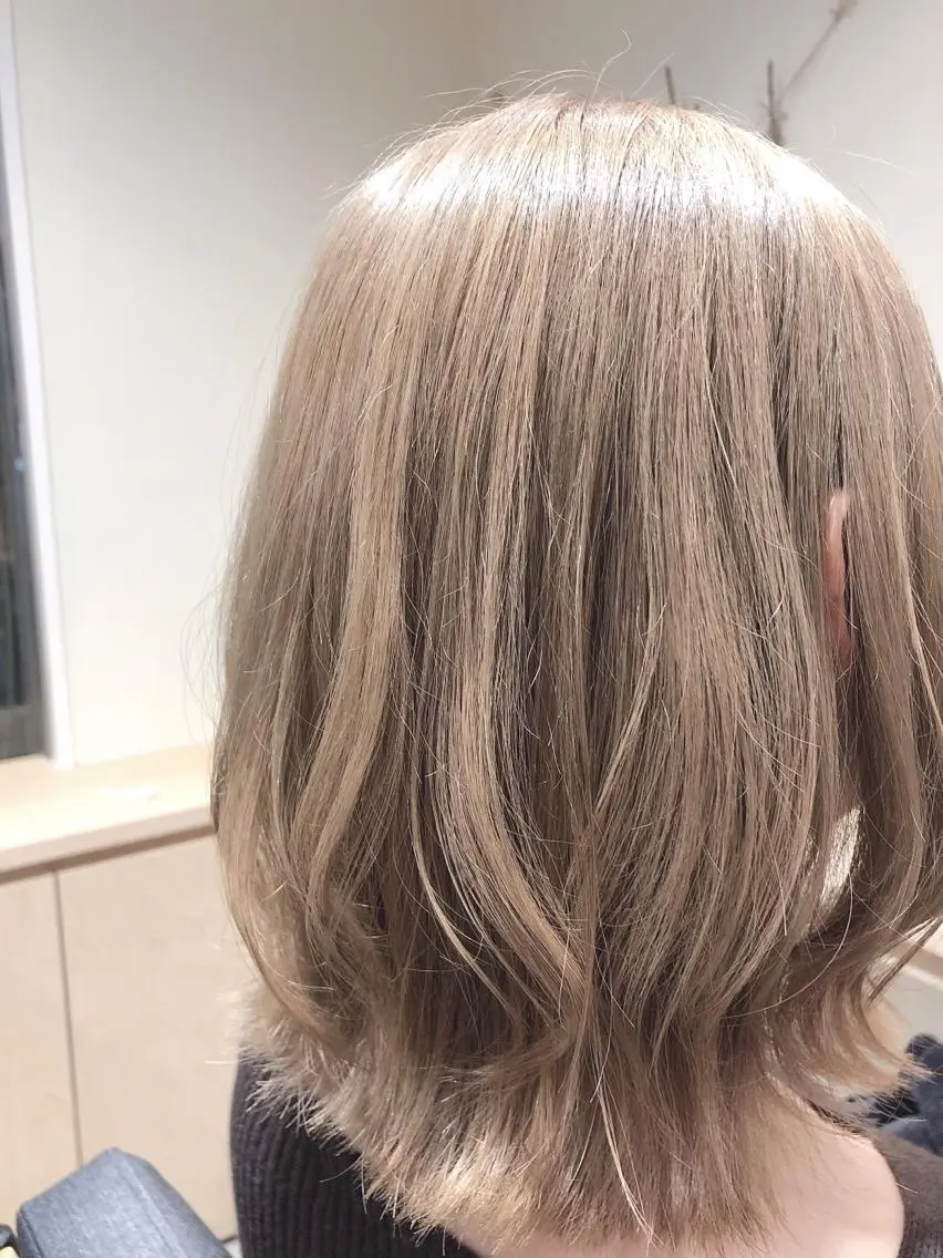 ミディアム カット ヘアカラー トリートメント ヘアセット 髪質改善✨艶髪 韓国ヘア 池内 祐樹のヘアスタイル