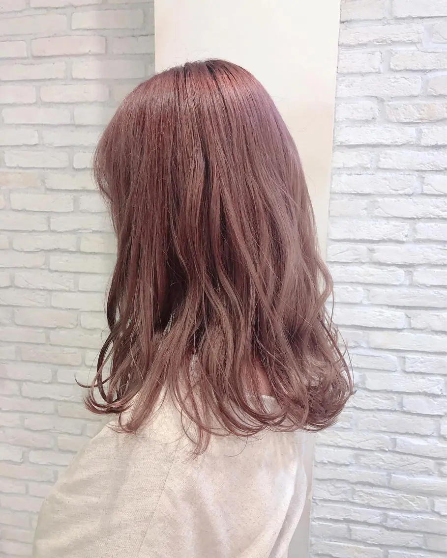 セミロング カラー ピンクカラー HAUS 片山みほのヘアスタイル
