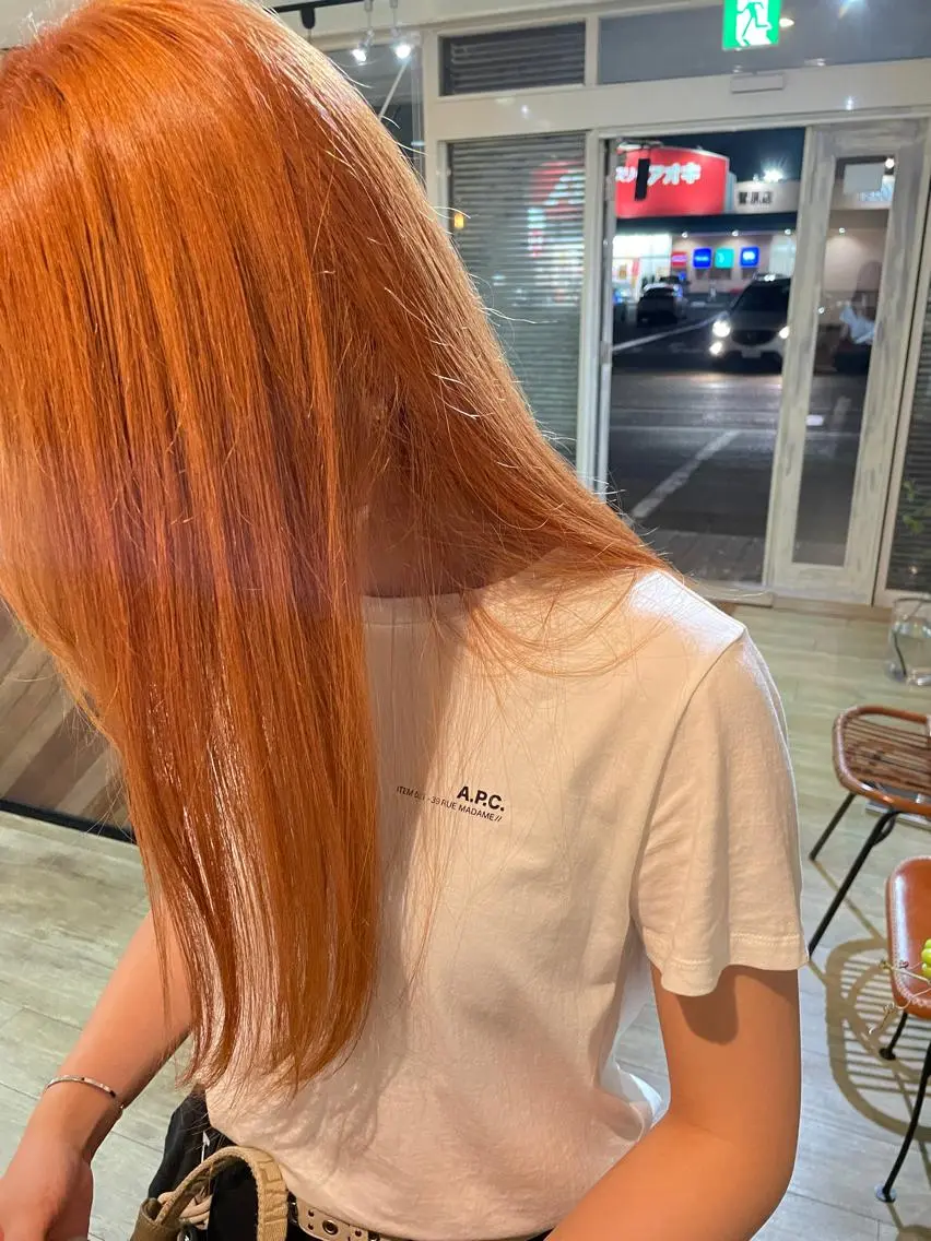 ロング カラー ヘアカラー カジ エリナのヘアスタイル