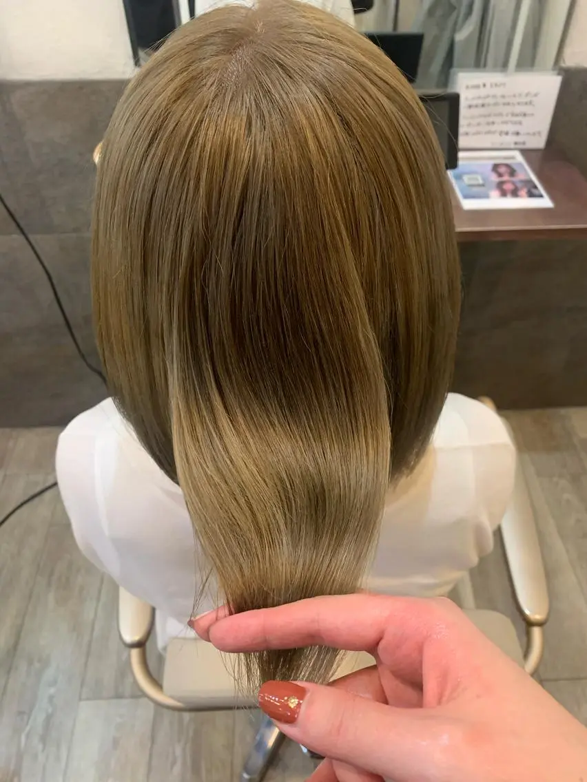ミディアム NUMBER天王寺 ほたる⭐️のヘアスタイル