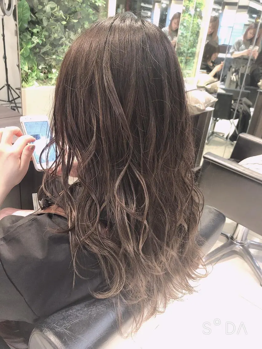 ヘアアレンジ ヘアセット 🇰🇷韓国風艶髪✨ 髪質改善 倉岡しおんのヘアスタイル