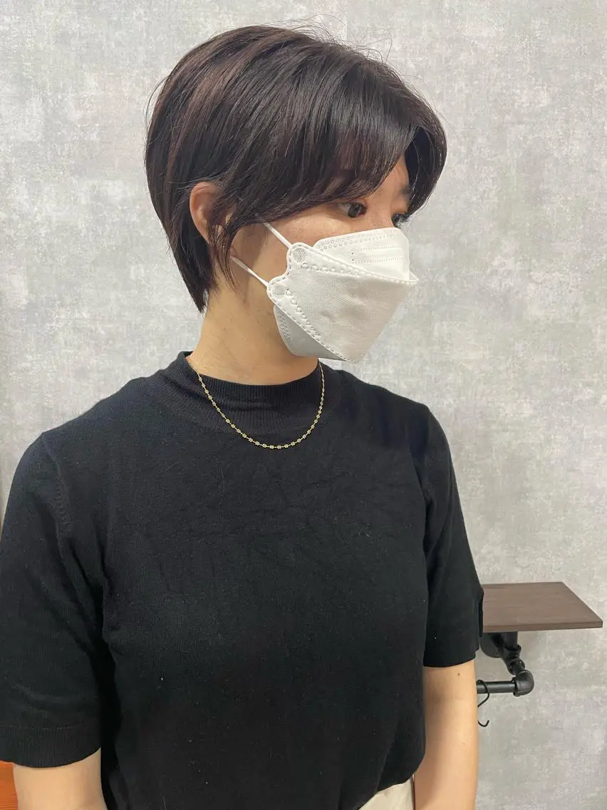ショート 切りっぱなしボブ ショートボブ ハンサムショート 丸みショート アッシュ モテ髪/ボブ/ショー ト/アダチフウトのヘアスタイル