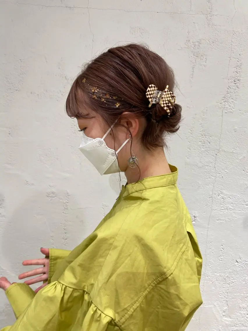 ミディアム ヘアセット 🐩透明感ミルクティ ーピンクニイナ🐩のヘアスタイル