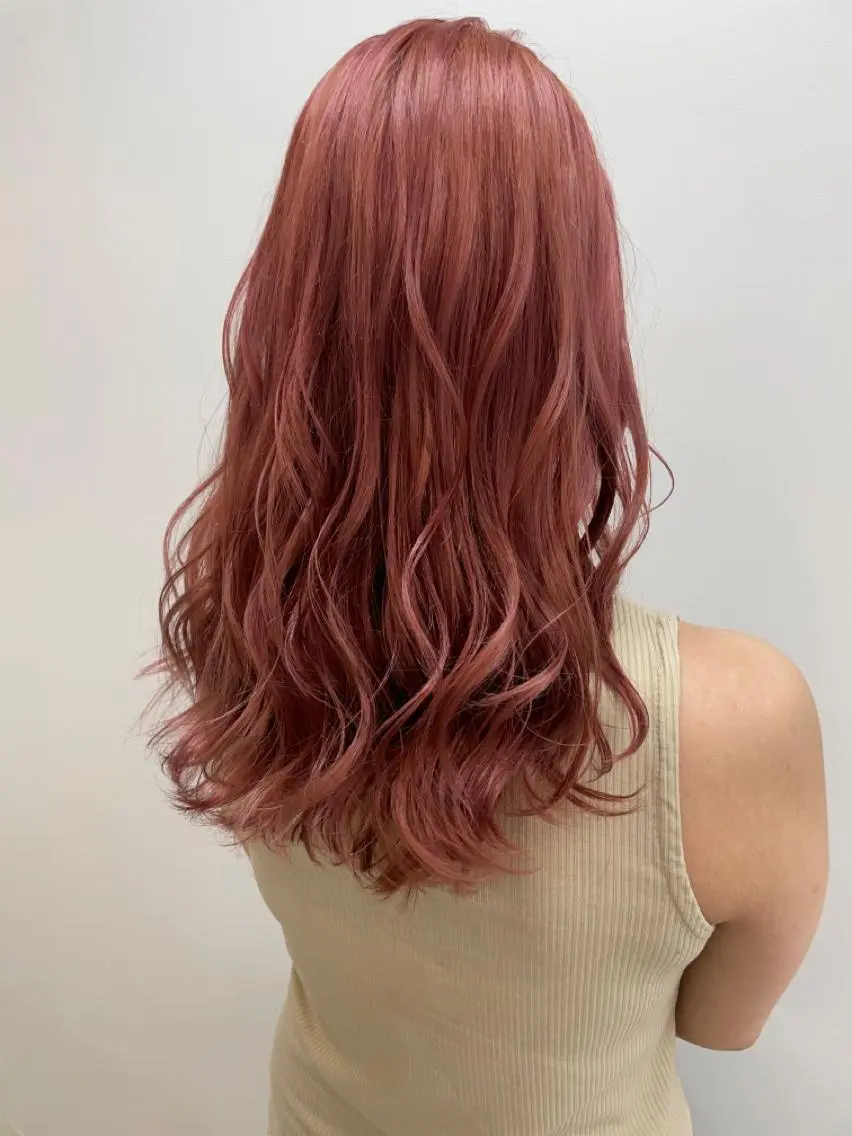 セミロング ブリーチカラー特化 /焼田貴明のヘアスタイル