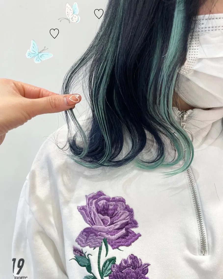 ミディアム カラー オリーブカラー エクステ 新宿駅近♡個室 ♡関口三都季🌜のヘアスタイル