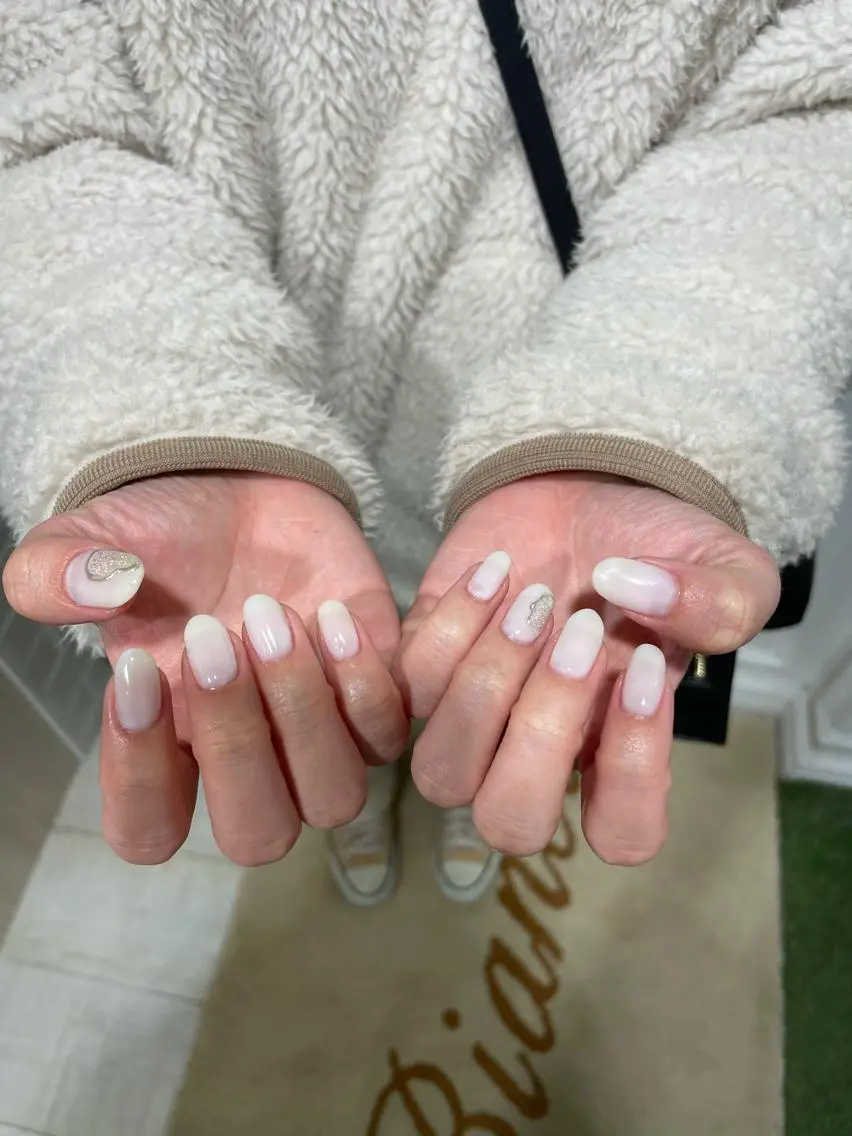 ネイル ジェルネイル パラジェル Mayu ･*のネイルデザイン