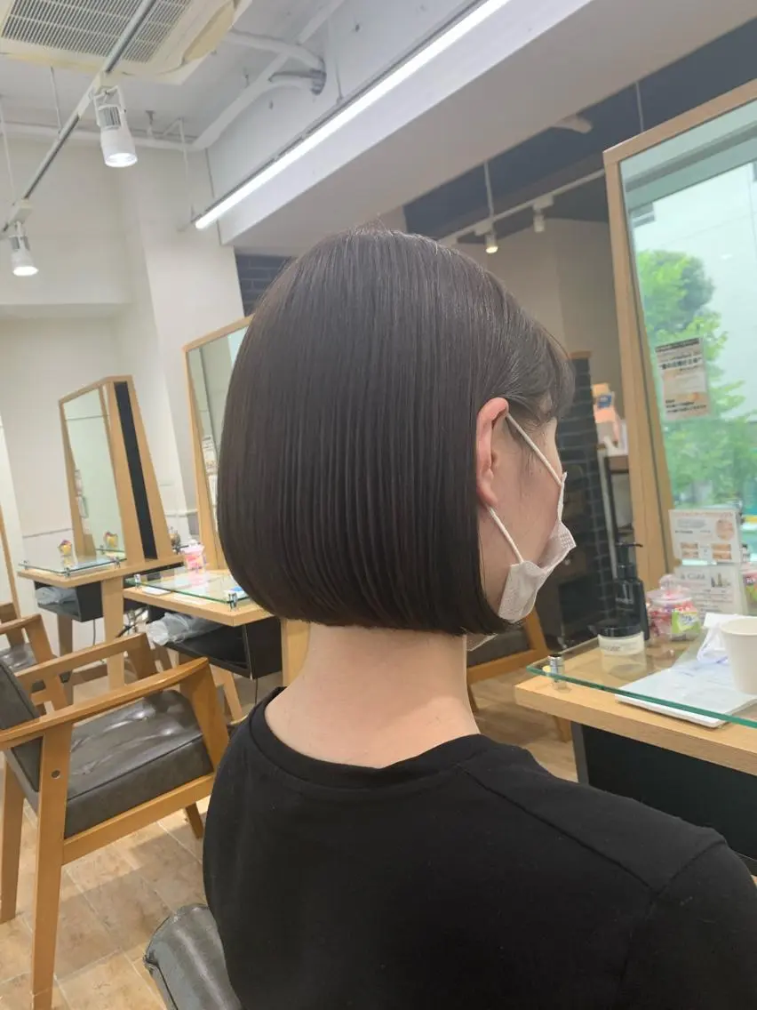 ショート カラー パーマ ヘアアレンジ メンズ キッズ ネイル マツエク・マツパ レイヤーカット/ 巻ける縮毛矯正のヘアスタイル