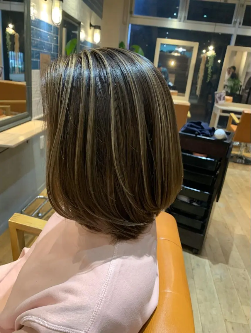 ショート カラー バレイヤージュ レイヤーカット 髪質改善特化 ミサワコウキのヘアスタイル