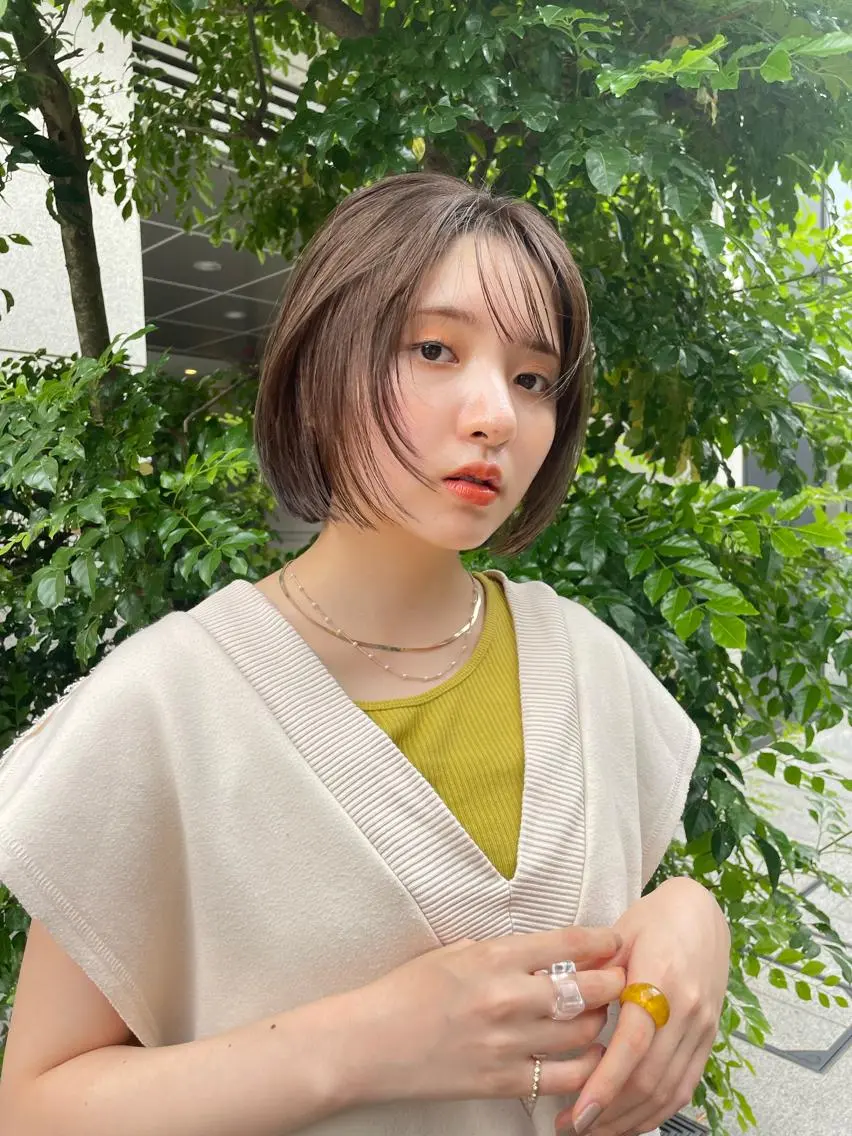ショート mei｜顔まわり ×透明感カラーのヘアスタイル