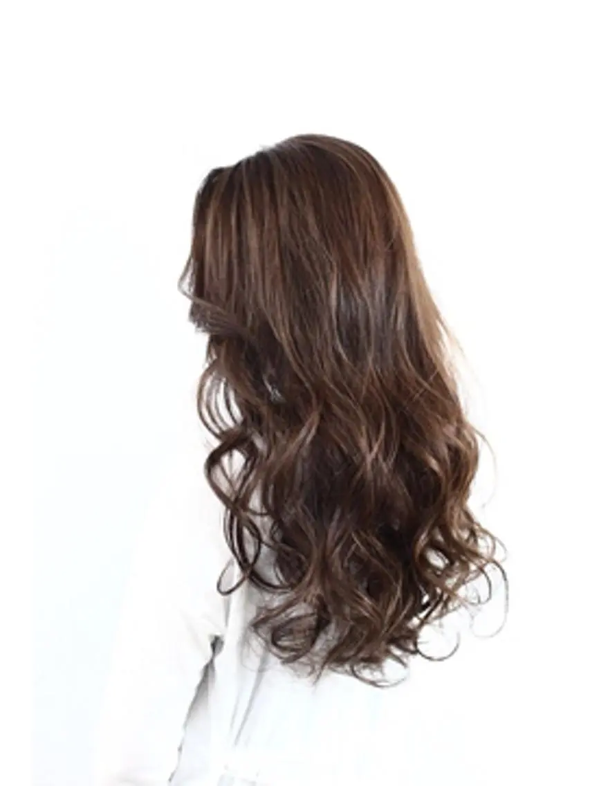 セミロング カラー 松戸　レイヤーカット 野口　康太郎のヘアスタイル