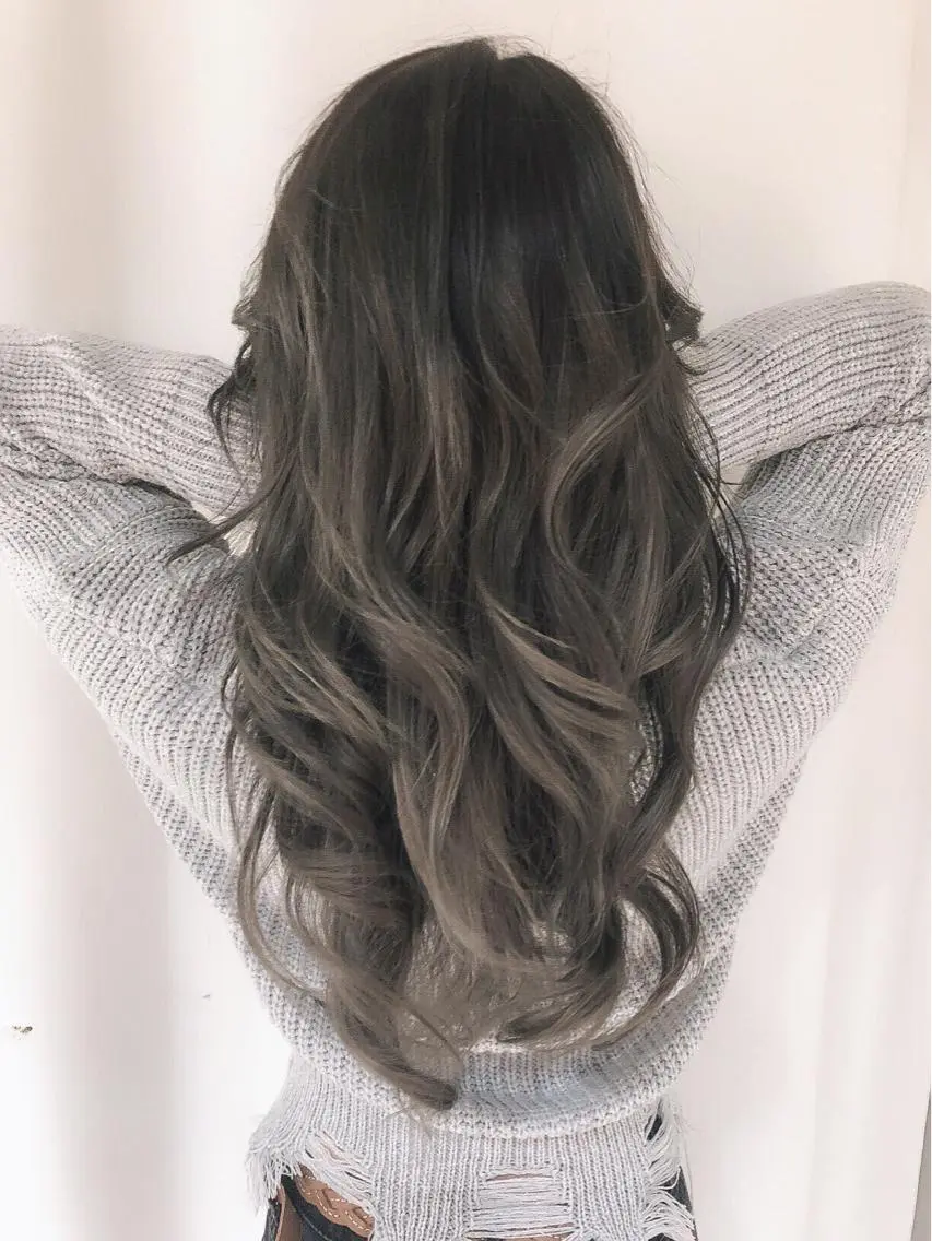 セミロング カラー パーマ ヘアアレンジ アッシュ バレイヤージュ ブリーチ グラデーションカラー グレージュ ヘアカラー トリートメント バレイヤージュ 藤沢 髪質改善 竹内ケンゴのヘアスタイル