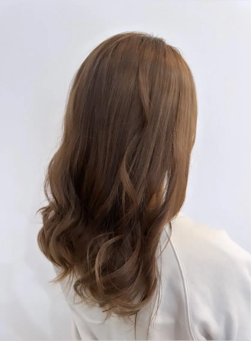 セミロング カラー 【髪質改善特化】 艶髪/透明感カラーのヘアスタイル