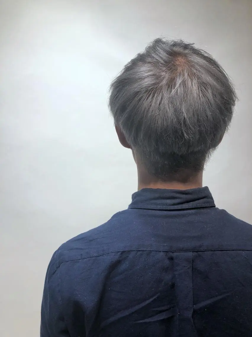 カラー メンズ 中野 竜介のヘアスタイル