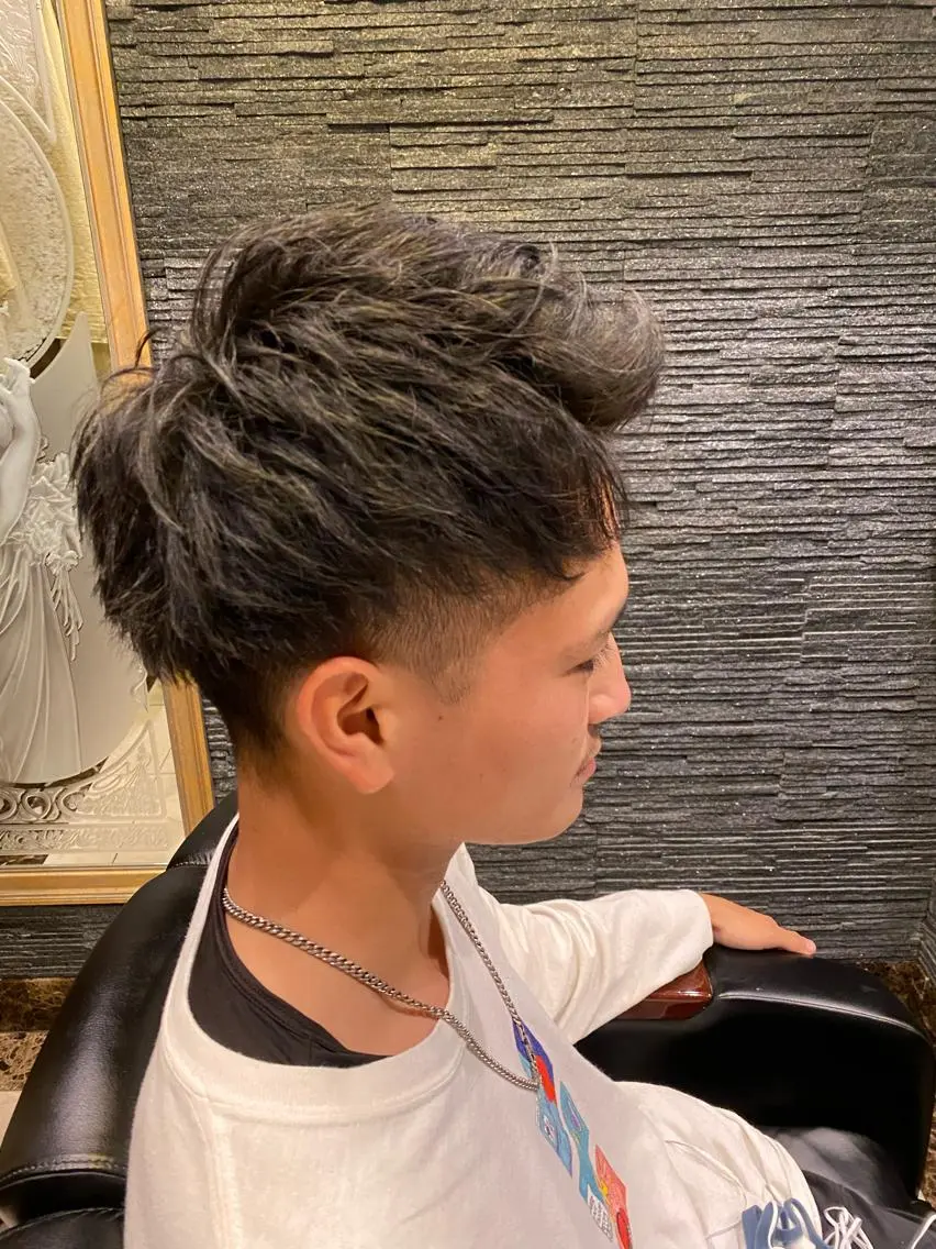 ショート メンズ 岡本 宗士のヘアスタイル