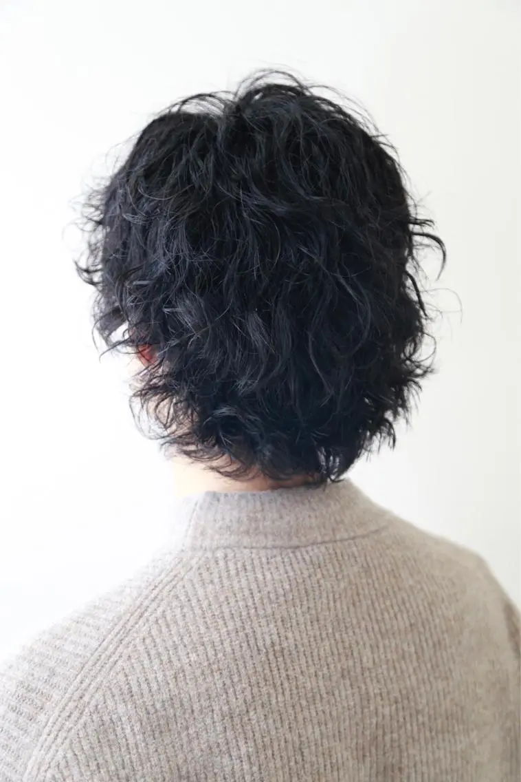 メンズ パーマ 石倉 真のヘアスタイル