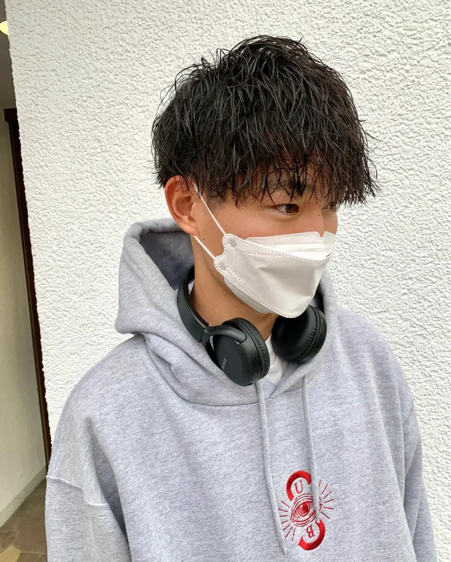 ショート パーマ メンズ メンズパーマ メンズツイストパーマ ツイストスパイラルパーマ スパイラルパーマ ツイストパーマ メンズパーマ職人 加藤 弘貴のヘアスタイル