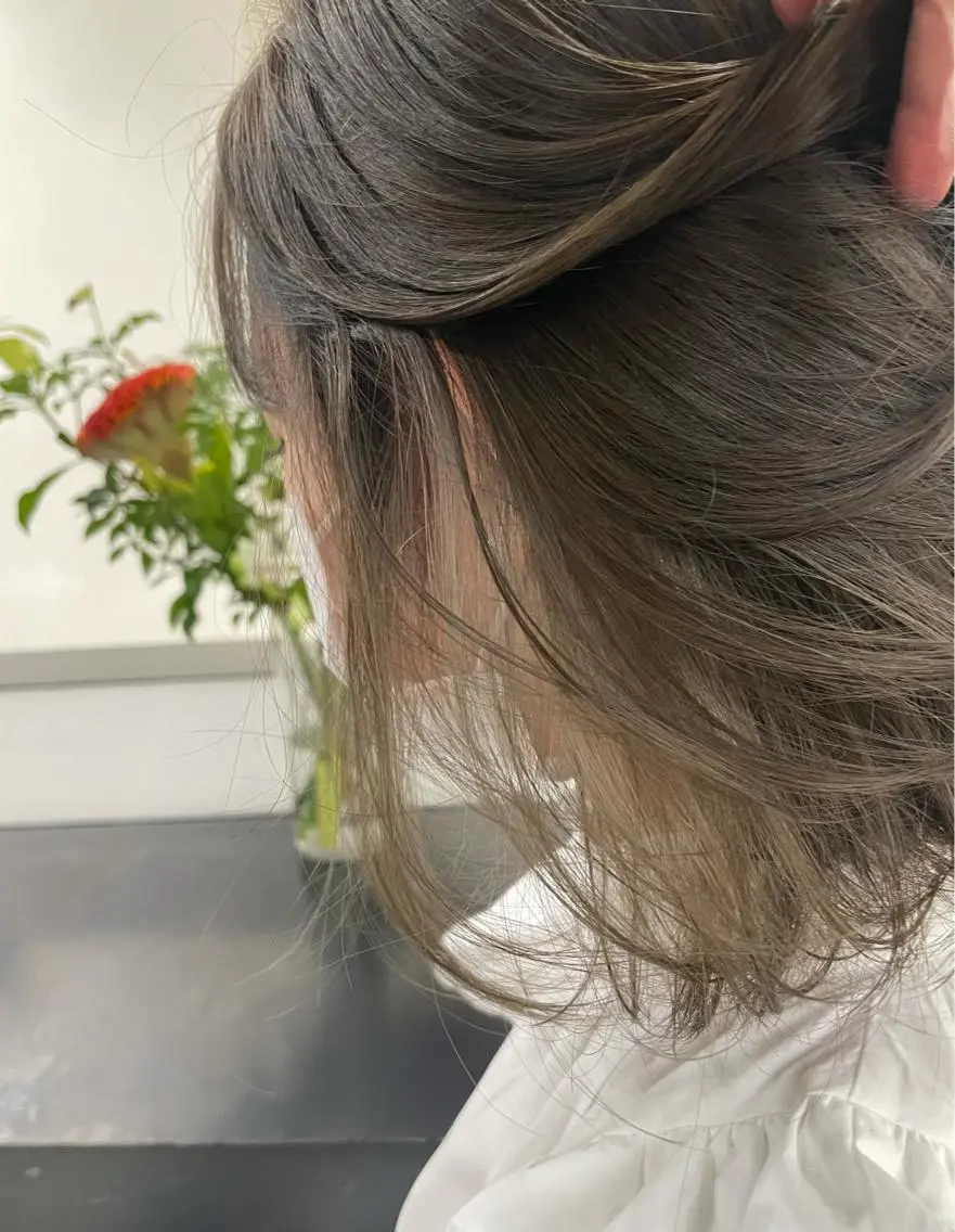 ミディアム カラー ベージュカラー ブリーチ ケアブリーチ インナーカラー トリートメント レイヤーカット💖 Kaedeのヘアスタイル