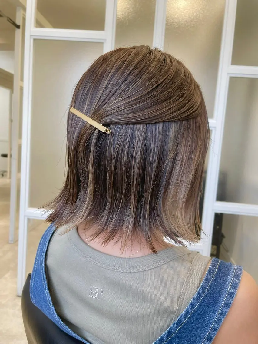 ショート カラー ハイライトカラー ボブ ハイライト カット ヘアカラー トリートメント ヘアセット メンズ特化 パーマ/オザワのヘアスタイル