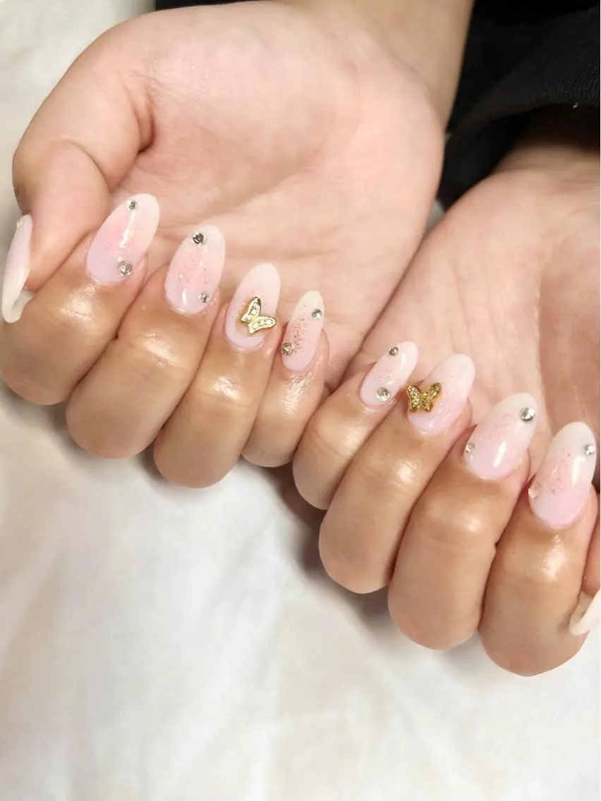 ネイル アートネイル オーロラネイル チークネイル ジェルネイル 韓国ネイル ハンドネイル clover nailのネイルデザイン