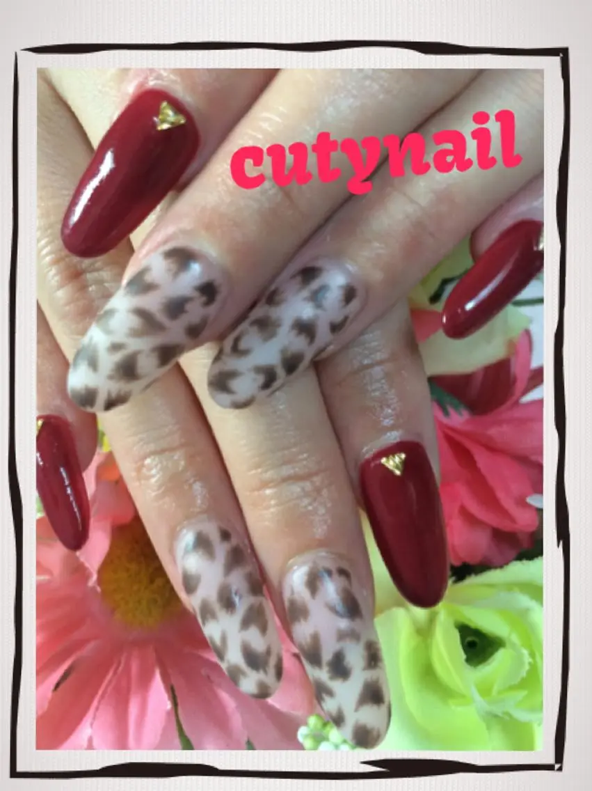 ネイル 長さ出し ジェルネイル ストーンネイル cuty nailのネイルデザイン