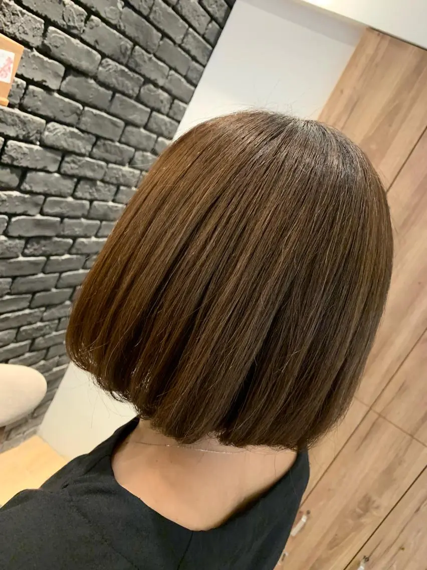 ショート カラー コンドウ サラのヘアスタイル