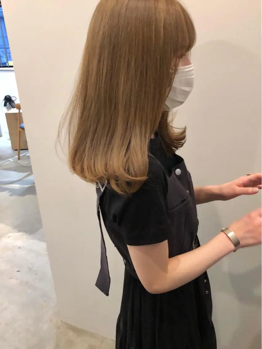 ミディアム カット ヘアカラー wカラー 指名No1かけるのヘアスタイル