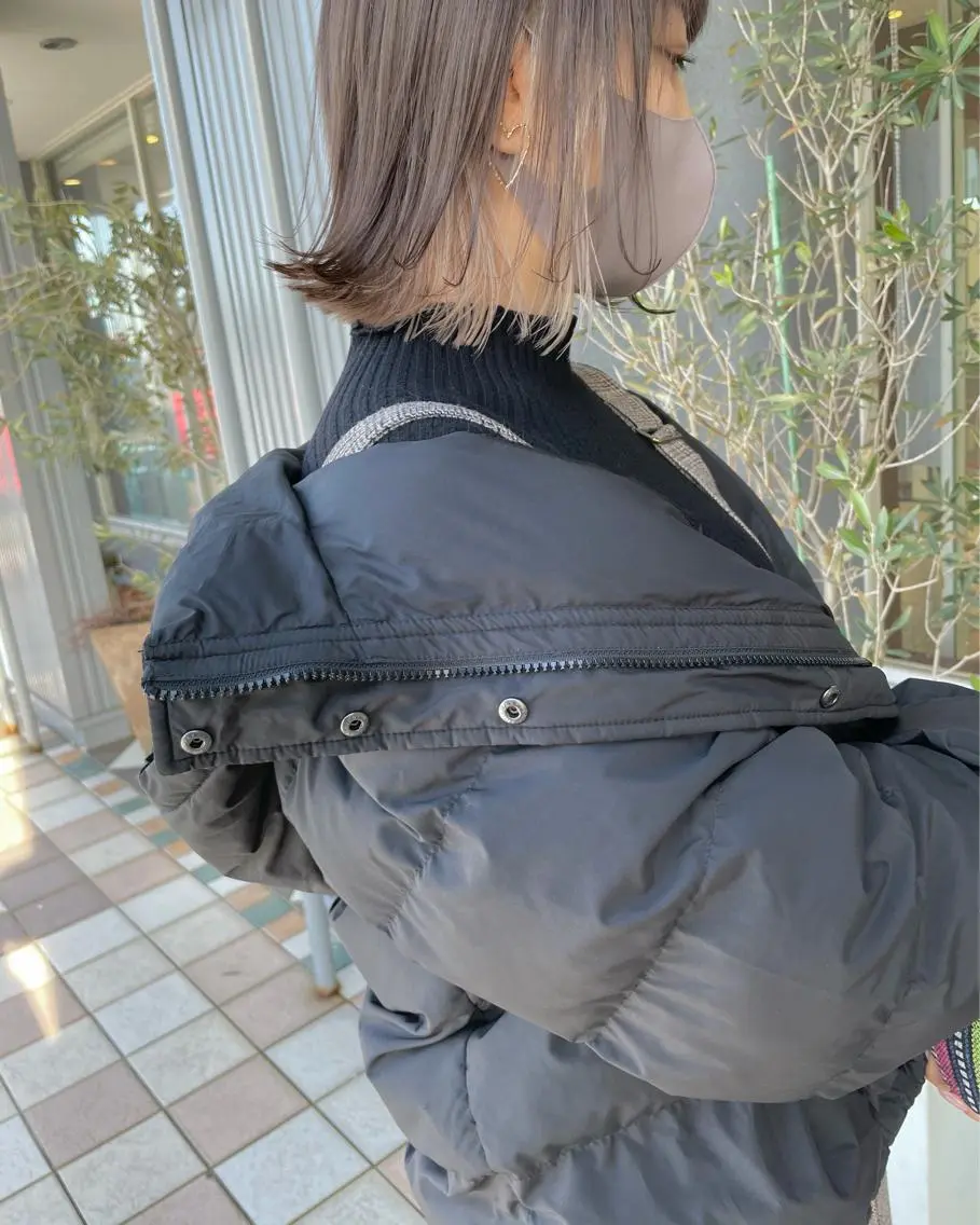 ショート カラー 齋藤 佳以のヘアスタイル