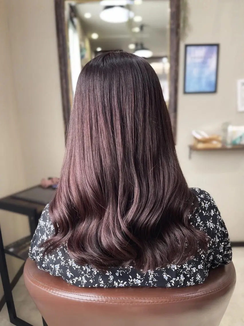 ロング カラー ハイトーン belle ナホのヘアスタイル