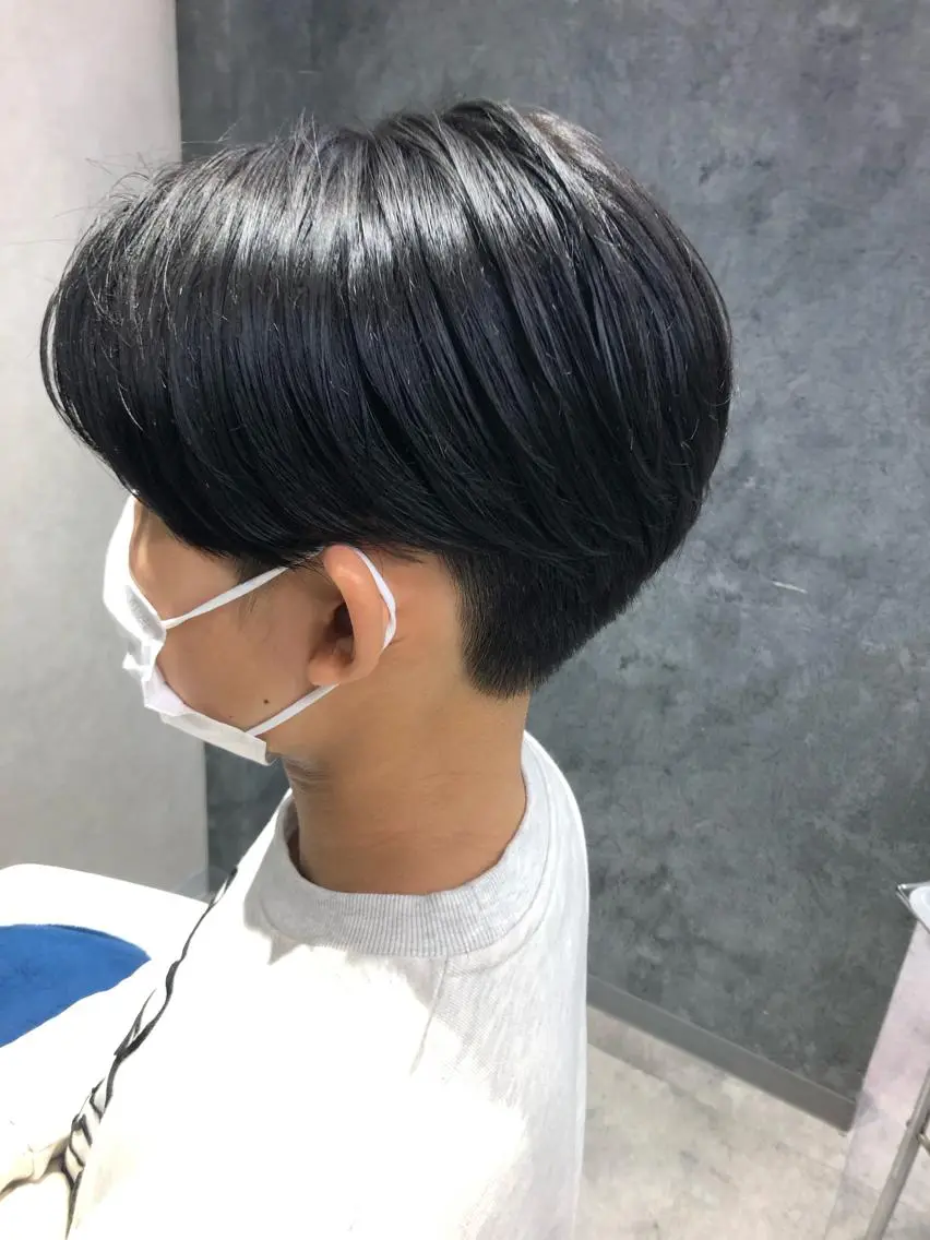 パーマ メンズ センターパート メンズパーマ ツーブロック カット パーマ トリートメント Noyヨシモト ヒロトのヘアスタイル