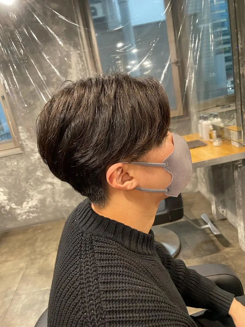 ショート パーマ カット パーマ トリートメント ヘッドスパ ヘアセット ベージュカラー💖 やすひろのヘアスタイル