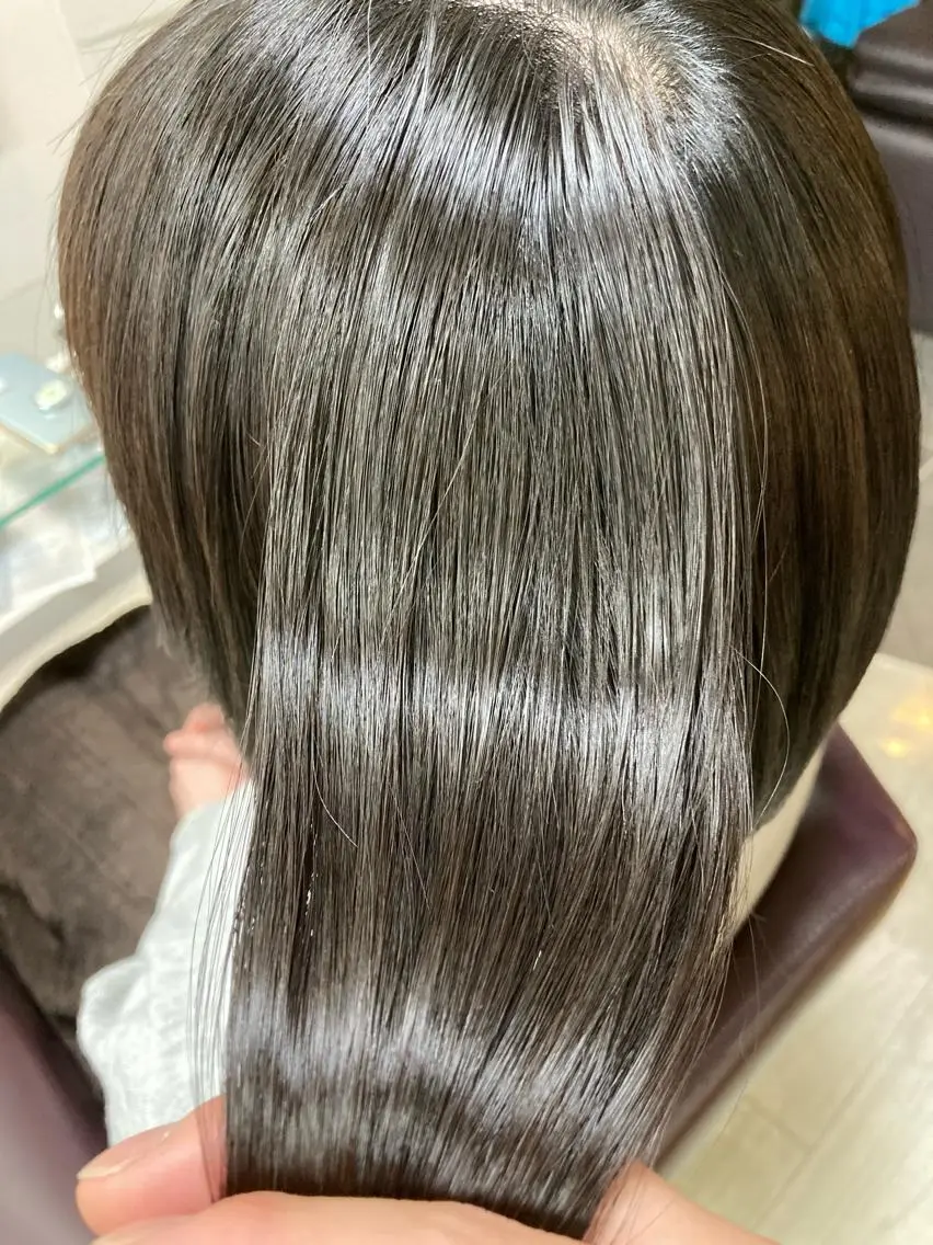 ミディアム トリートメント 酸熱トリートメント タカギ/艶髪カラー /髪質改善/縮毛矯正のヘアスタイル