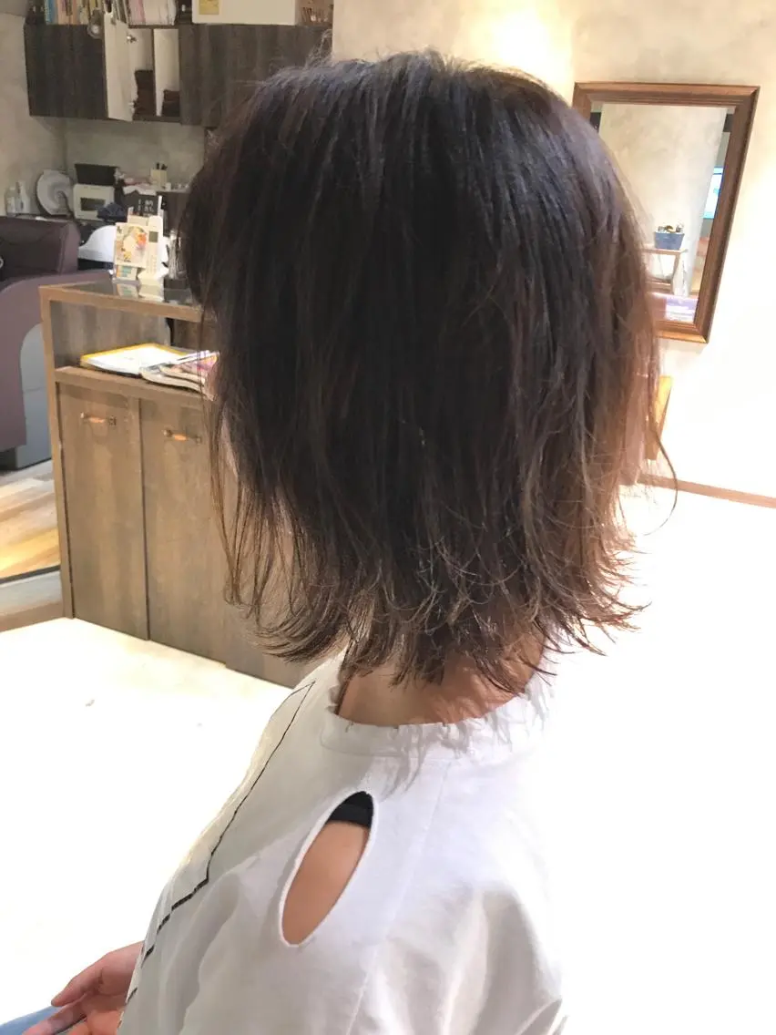 ミディアム カラー アッシュ シルバー 松村 崇弘のヘアスタイル